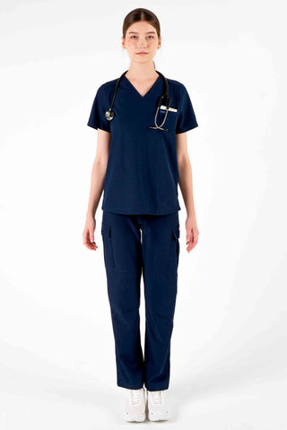 VetCore™ Women’s Vet Med Cargo Scrub Pants with GENU™ Removable Knee Protection